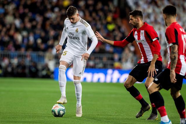 曼联再遭伤病打击！利马世界杯决赛半场洒泪伤退，或不影响新赛季